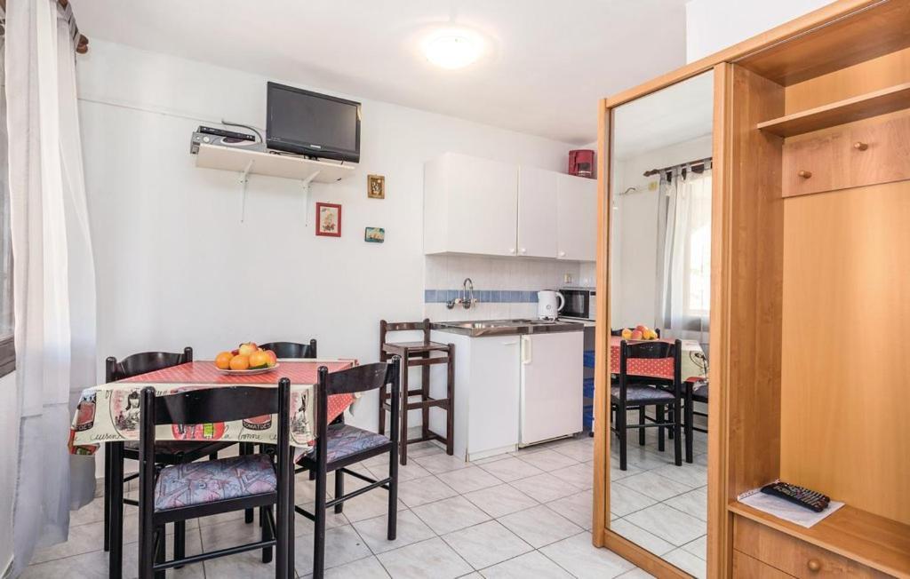 Apartmani Jadra Stara Novalja Ngoại thất bức ảnh
